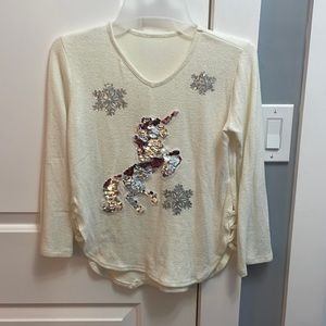 Girl’s Long Sleeve Lightweight Sweater - Size Large